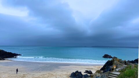 Porthgwidden Beach